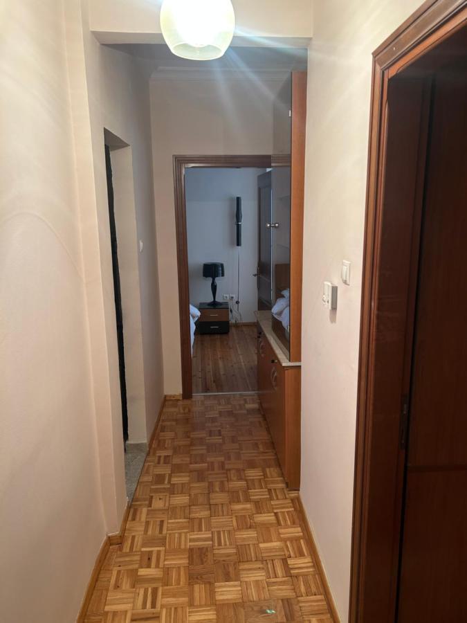 Central Family Apartment Tesalonika Bagian luar foto